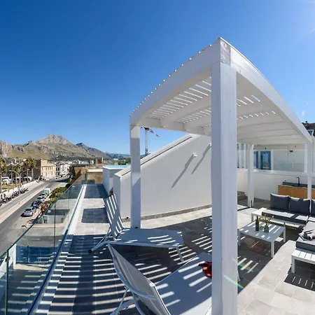 Luce Del Mare Lägenhetshotell 3*